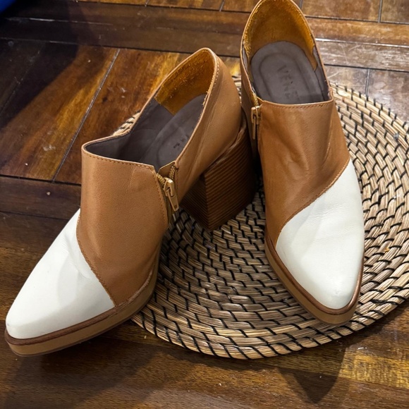 Venet Shoes - Vente Double leather short boots